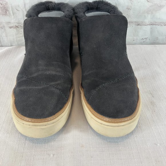 TOMS Women's 9 Gray Paxton Suede Slip-on Fur Lined Chukka Sneakers - Picture 7 of 9
